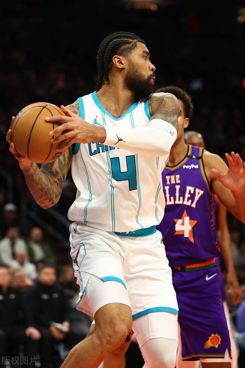 全运会最新形势：菲尼克斯太阳高居榜首，武汉三镇强势追赶，冠军归属成迷的简单介绍