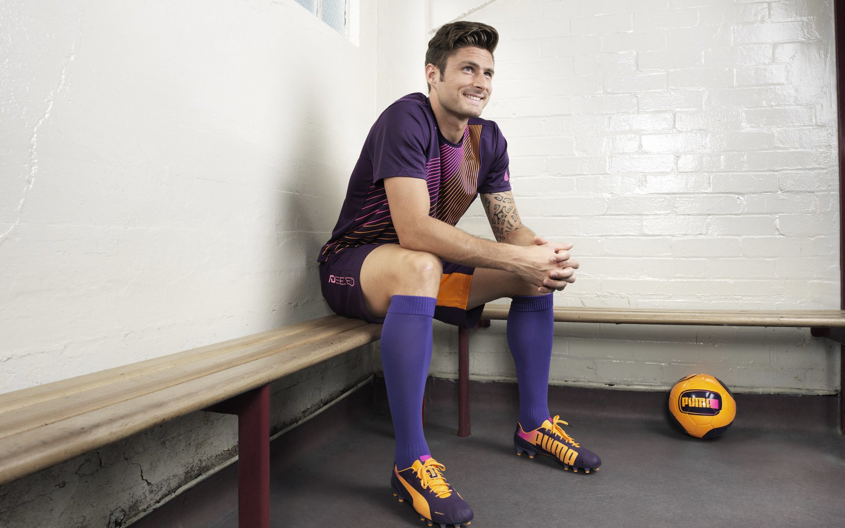 全明星赛决赛爆出冷门！北京国安大胜曼城，争冠形势突变的简单介绍